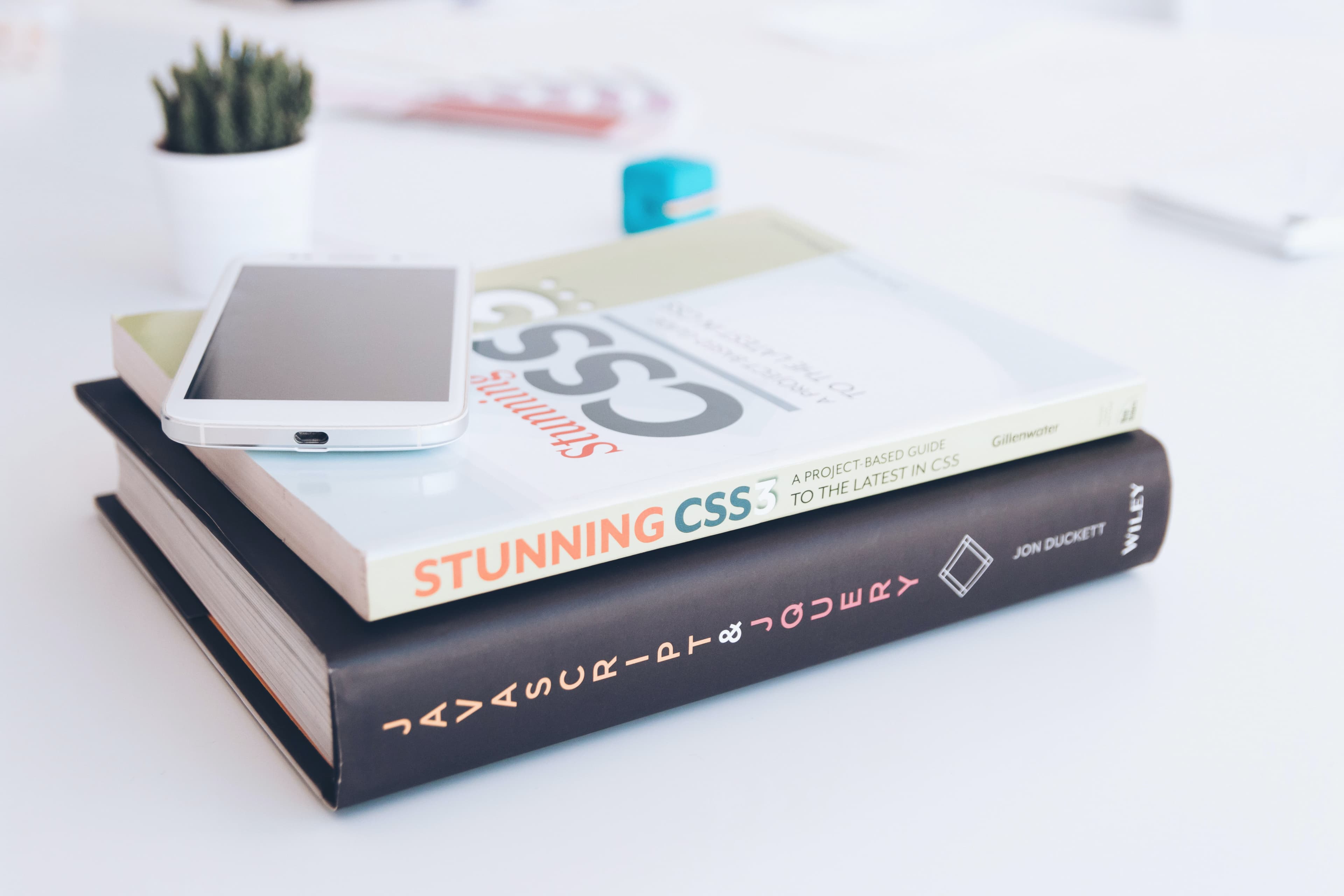 5 CSS tricks to improve your project (or just have fun trying)